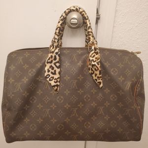 Authentic Louis Vuitton Speedy 40